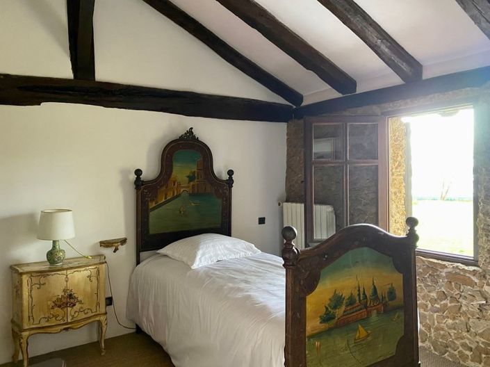 Image No.14-4 Bed House for sale