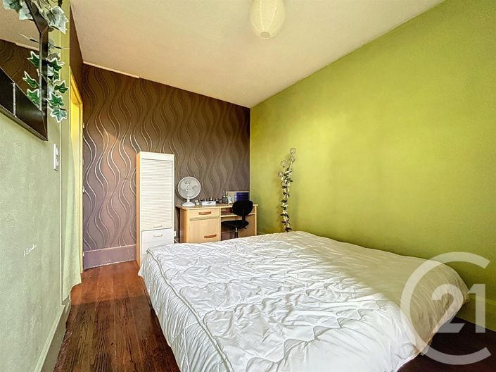 Image No.5-2 Bed House for sale