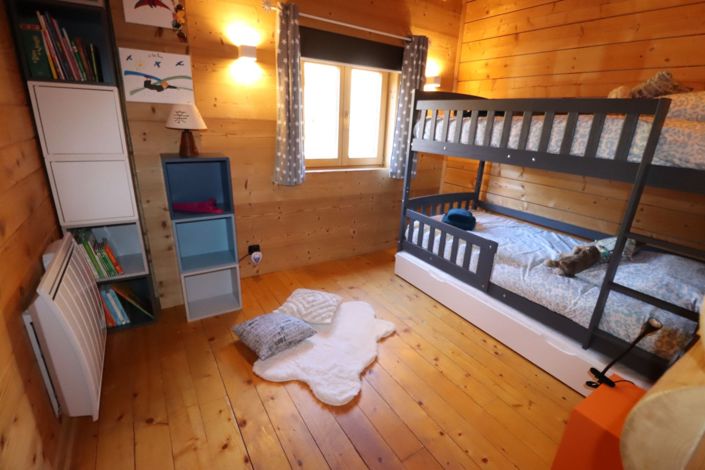 Image No.11-5 Bed House for sale