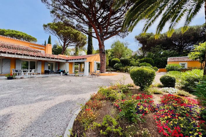 Image No.4-5 Bed House for sale