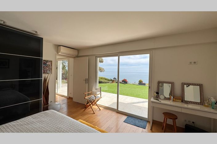 Image No.10-5 Bed House for sale