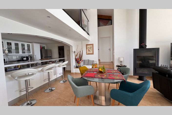 Image No.9-5 Bed House for sale