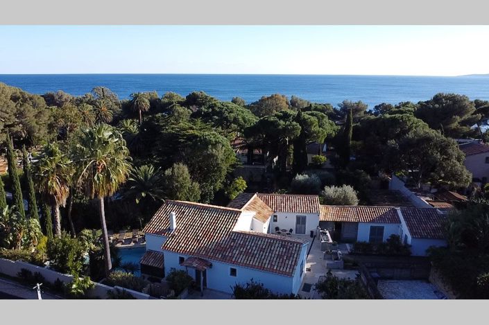 Image No.3-8 Bed House for sale