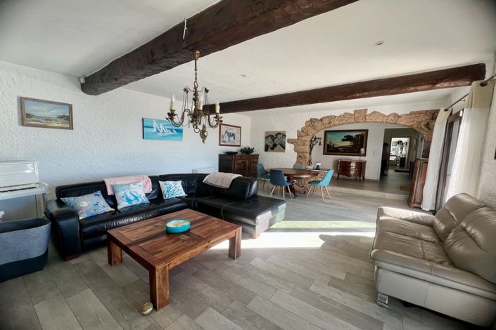 Image No.7-3 Bed House for sale