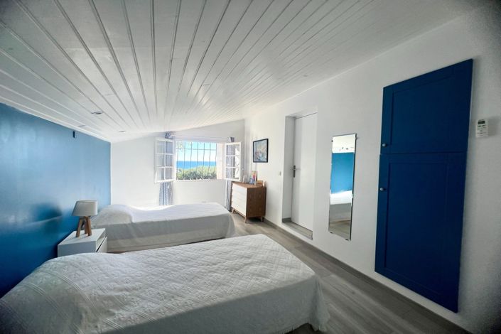 Image No.11-4 Bed House for sale