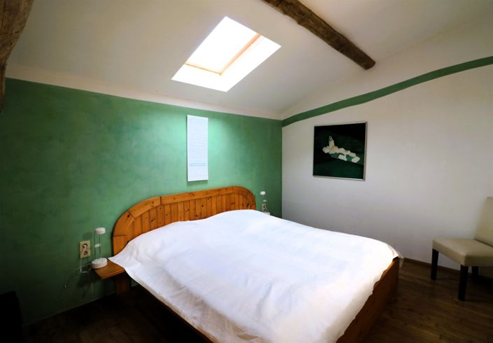 Image No.12-5 Bed House for sale