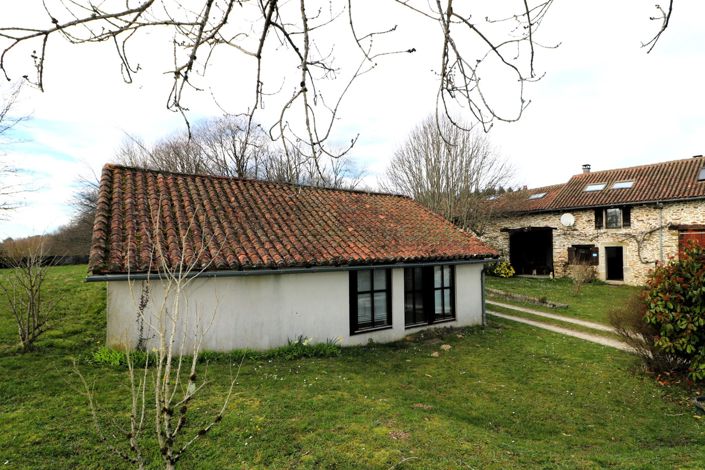 Image No.26-5 Bed House for sale