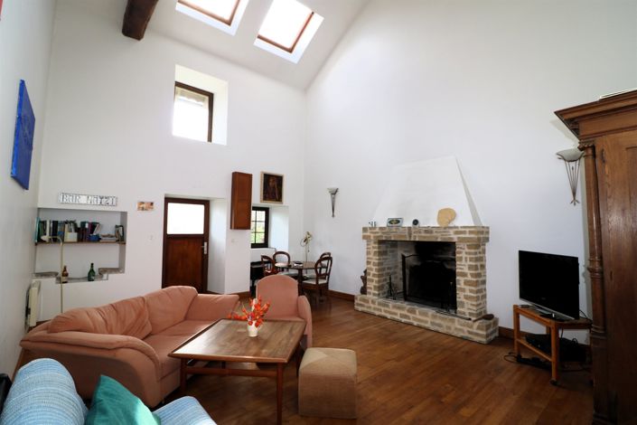 Image No.39-5 Bed House for sale