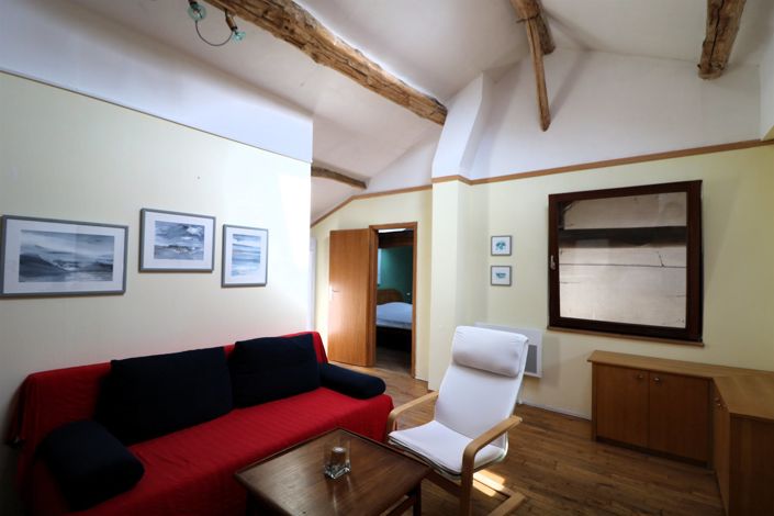 Image No.45-5 Bed House for sale