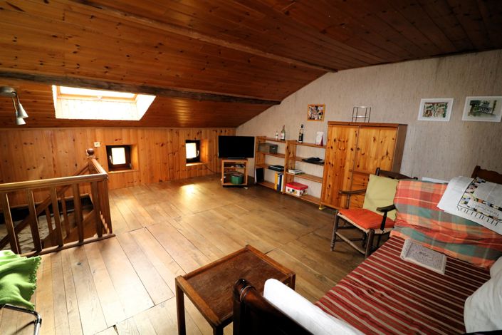 Image No.51-5 Bed House for sale