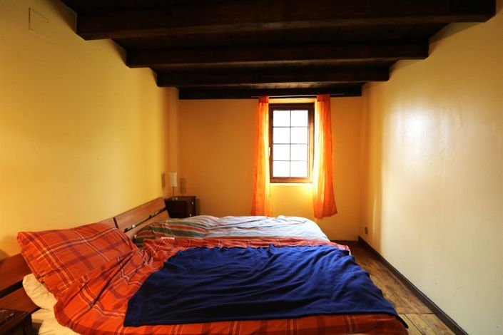 Image No.57-5 Bed House for sale