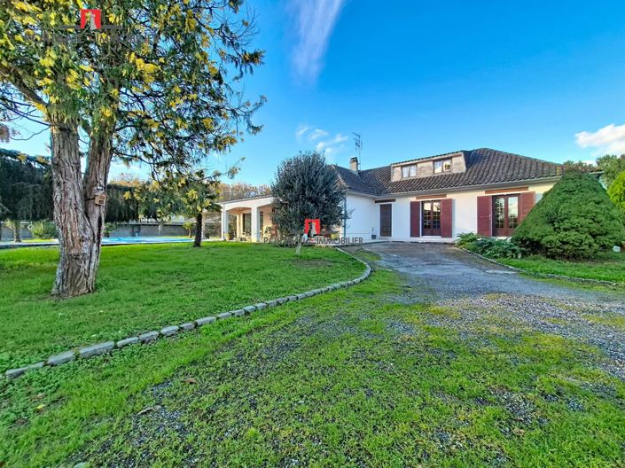 Image No.2-4 Bed House for sale