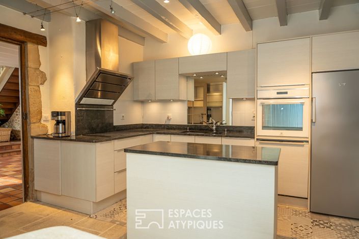 Image No.8-4 Bed Property for sale