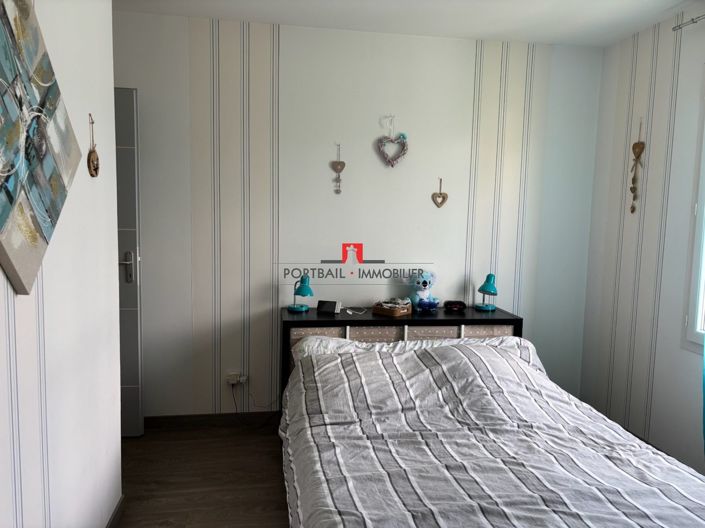 Image No.9-4 Bed House for sale