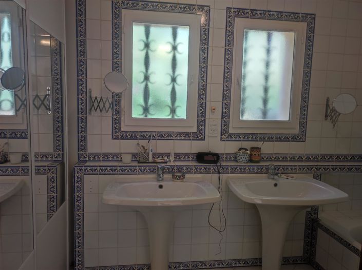 Image No.11-4 Bed House for sale