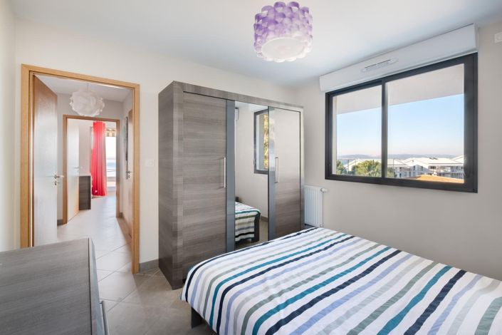 Image No.8-3 Bed Apartment for sale
