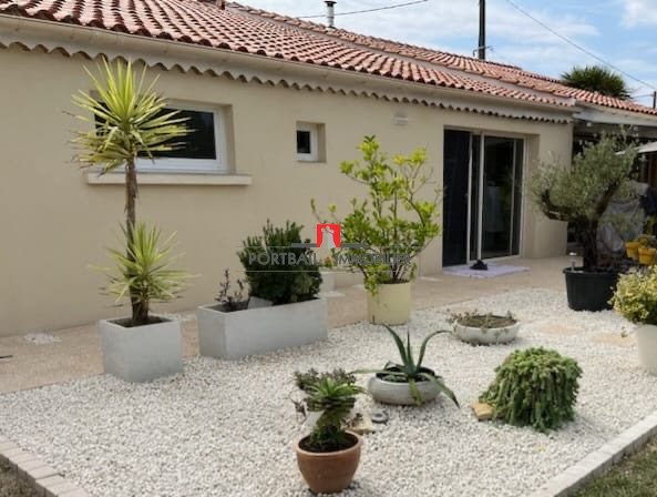Image No.20-4 Bed House for sale