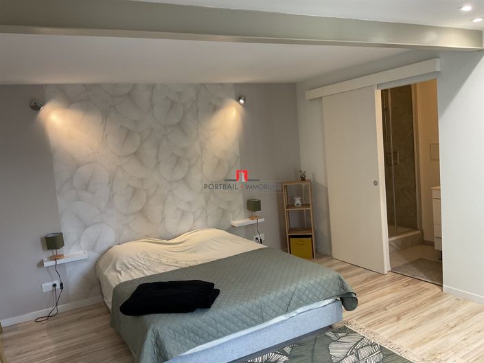 Image No.9-4 Bed House for sale
