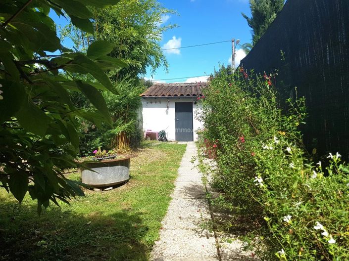 Image No.6-3 Bed House for sale