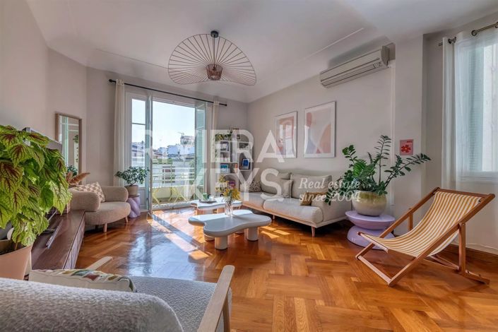 Image No.2-Appartement de 1 chambre à vendre à Nice