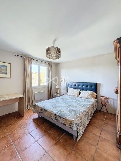 Image No.15-5 Bed House for sale