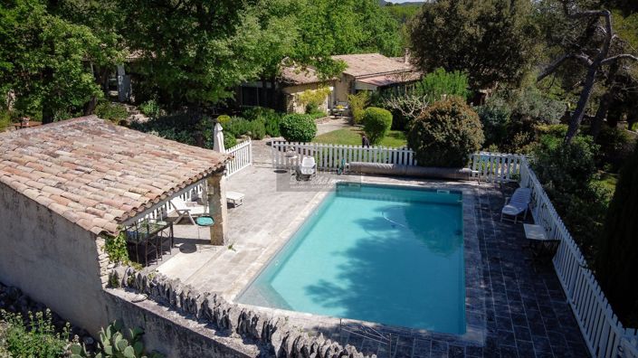 Image No.18-6 Bed House for sale