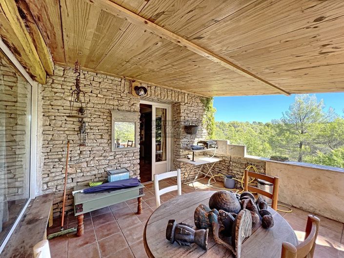 Image No.9-6 Bed House for sale