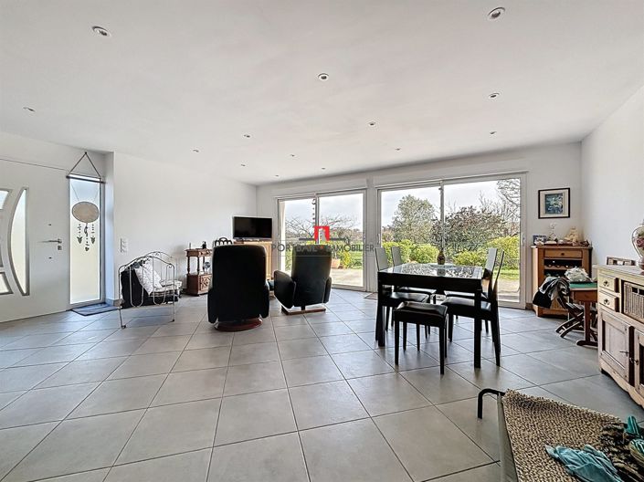 Image No.2-3 Bed House for sale