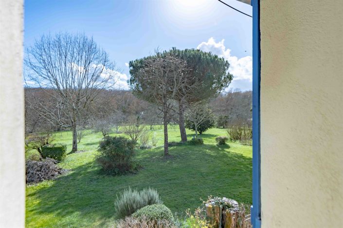 Image No.10-4 Bed House for sale