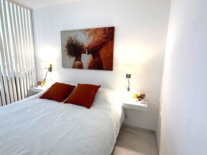 Image No.6-Apartment for sale