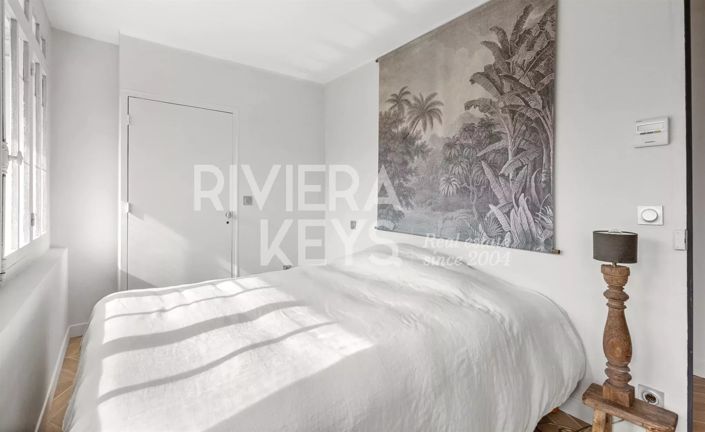 Image No.19-7 Bed House for sale