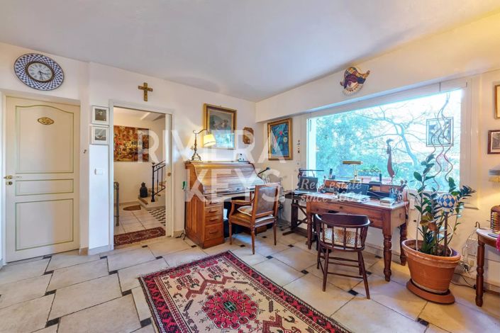 Image No.7-House for sale