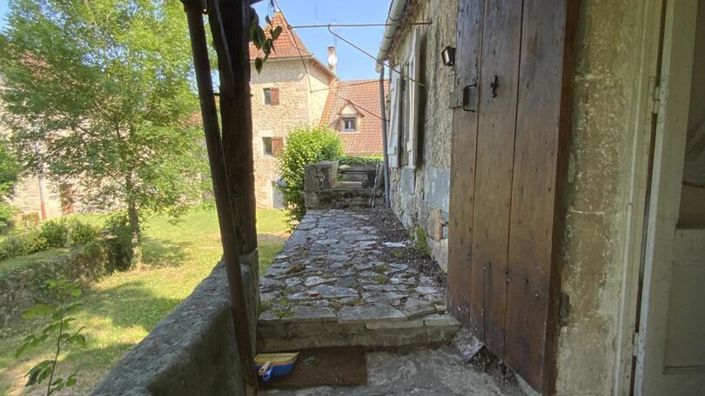 Image No.4-2 Bed House for sale