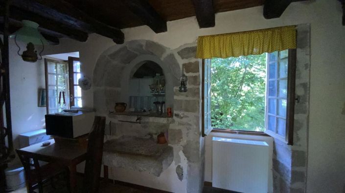 Image No.6-2 Bed House for sale