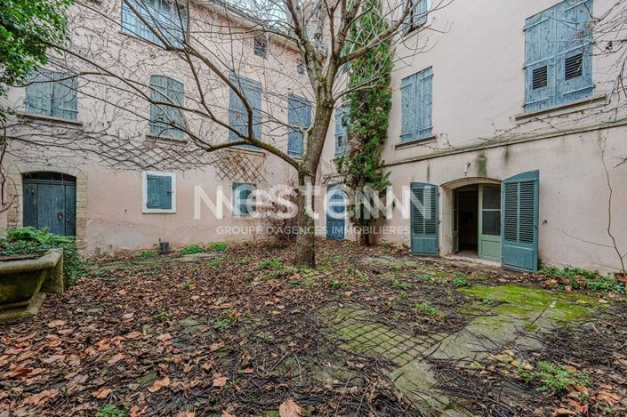 Image No.2-8 Bed House for sale