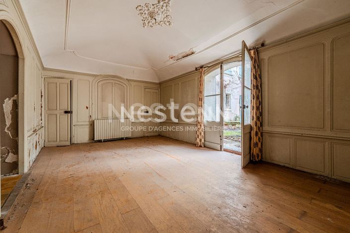 Image No.3-8 Bed House for sale