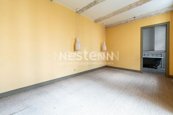 Image No.4-8 Bed House for sale