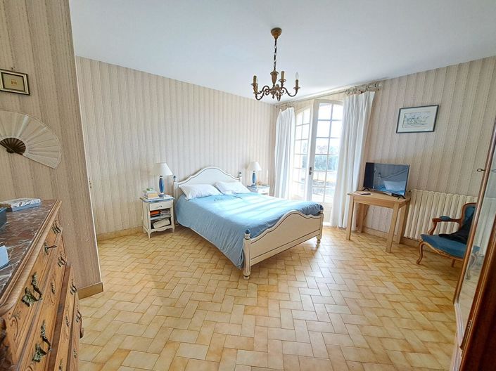 Image No.11-4 Bed House for sale