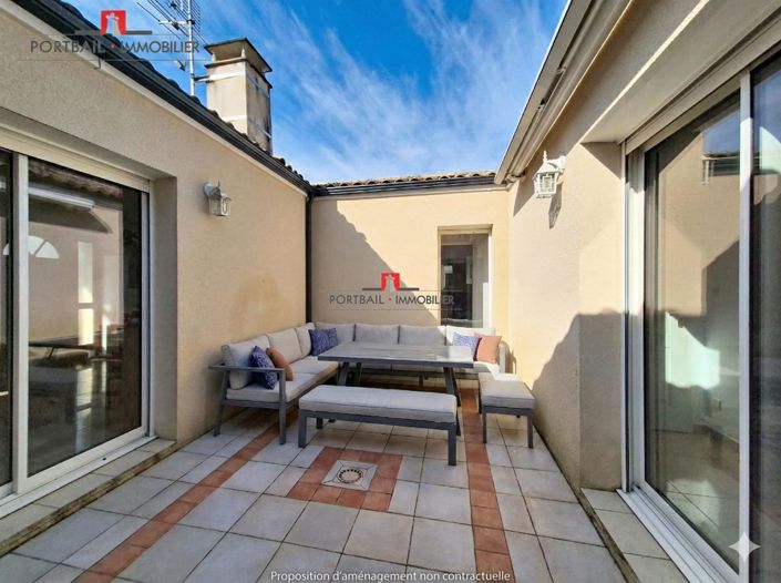 Image No.4-5 Bed House for sale