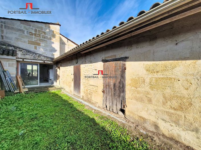 Image No.6-5 Bed House for sale