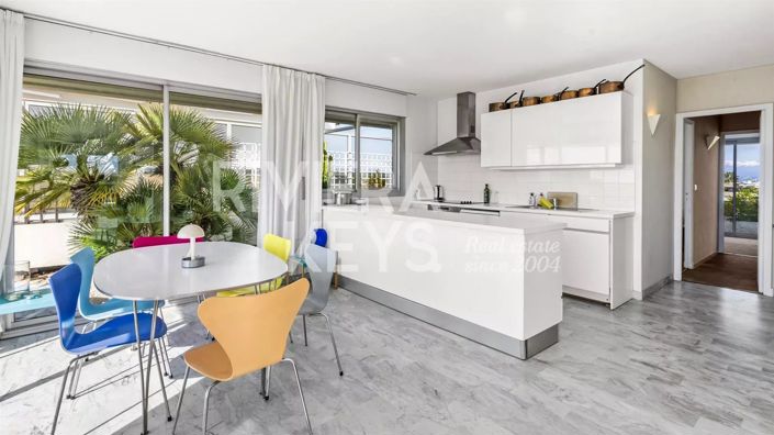 Image No.13-3 Bed Apartment for sale