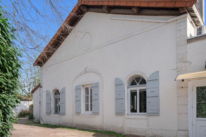 Image No.11-2 Bed House for sale