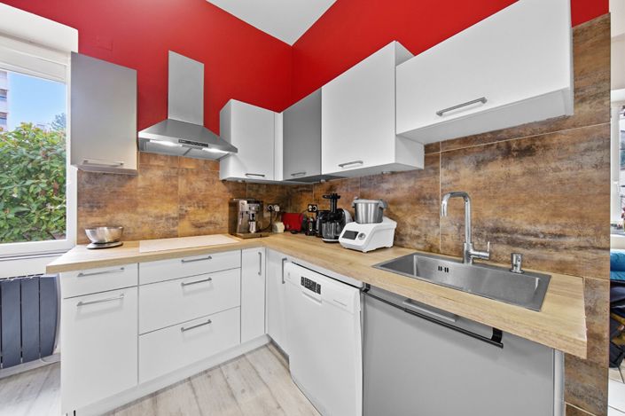 Image No.3-2 Bed House for sale