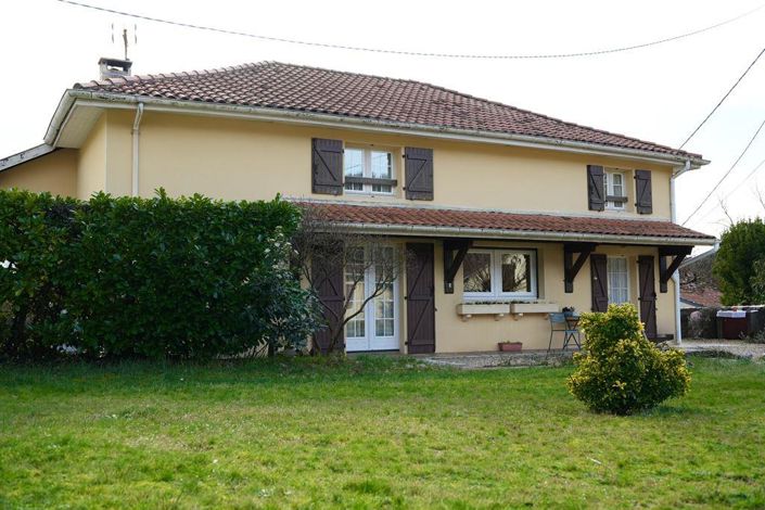 Image No.6-9 Bed House for sale