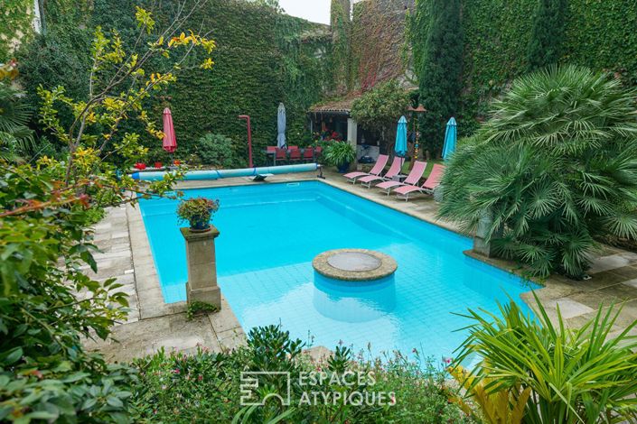 Image No.17-10 Bed Property for sale