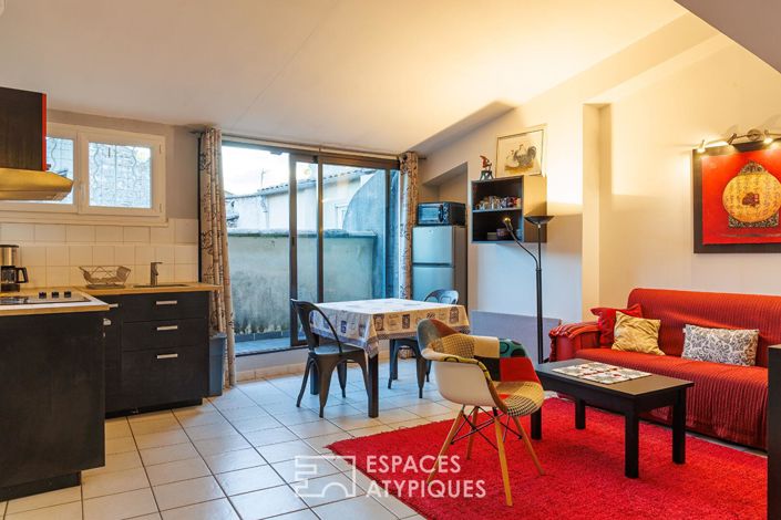 Image No.19-10 Bed Property for sale