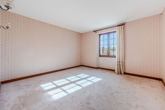 Image No.13-3 Bed House for sale
