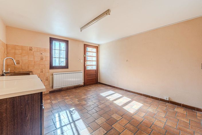 Image No.16-3 Bed House for sale