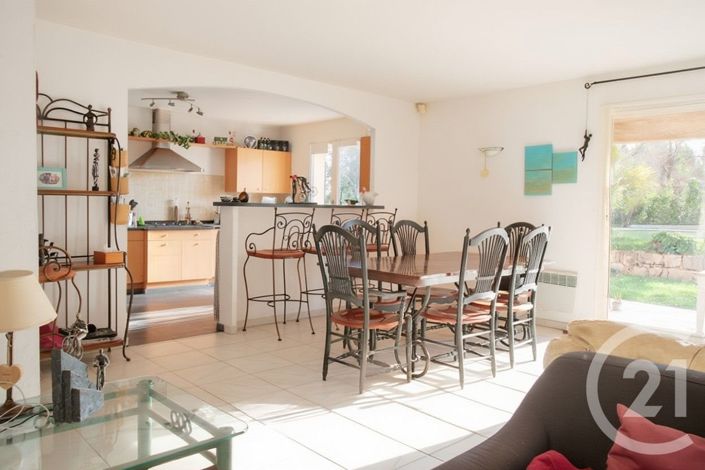 Image No.3-5 Bed House for sale
