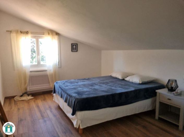 Image No.17-4 Bed House for sale